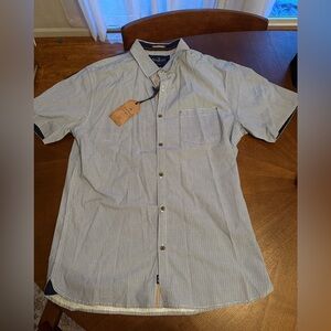 XL Short sleeve men’s button up shirt NWT